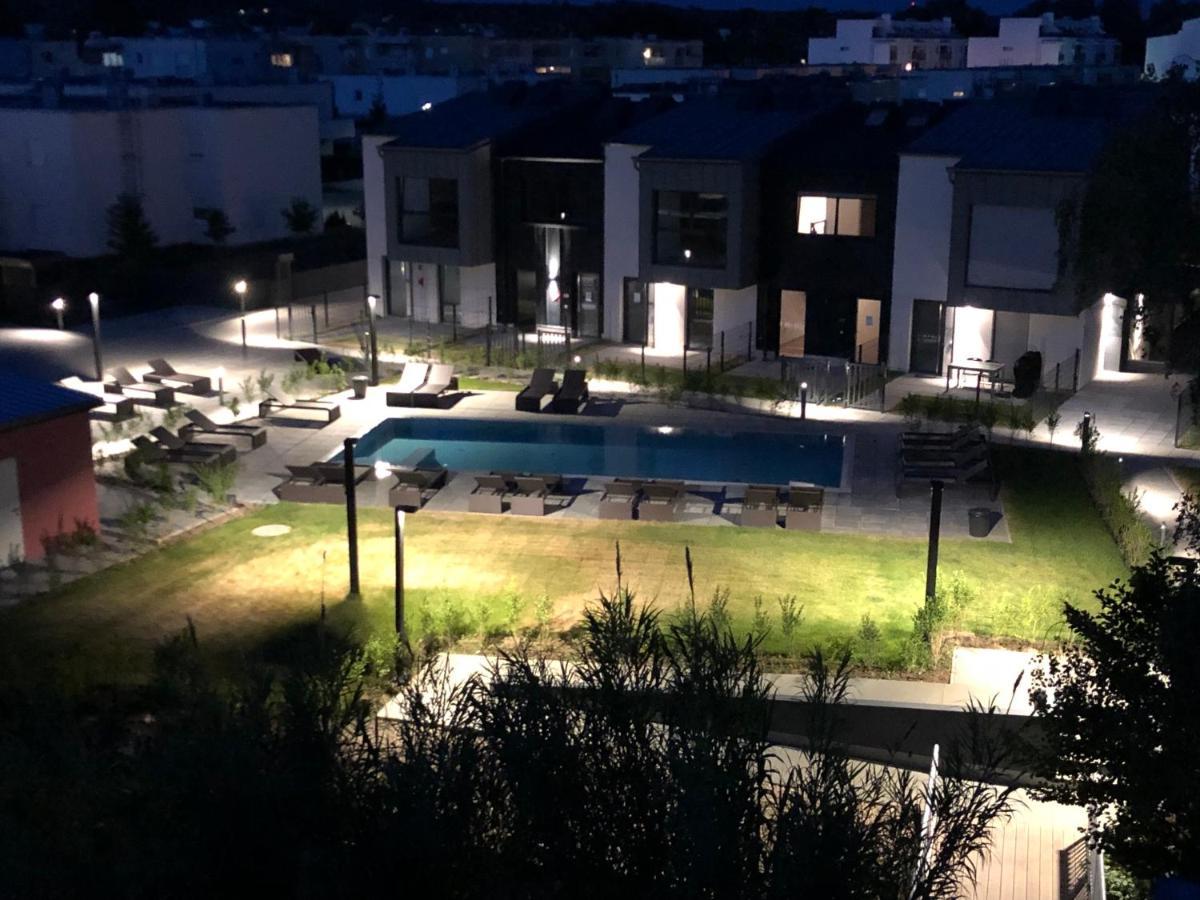 25H Spa-Residenz Best Sleep Privat Garden & Pools นอยซีเดิลอัมเซ ภายนอก รูปภาพ