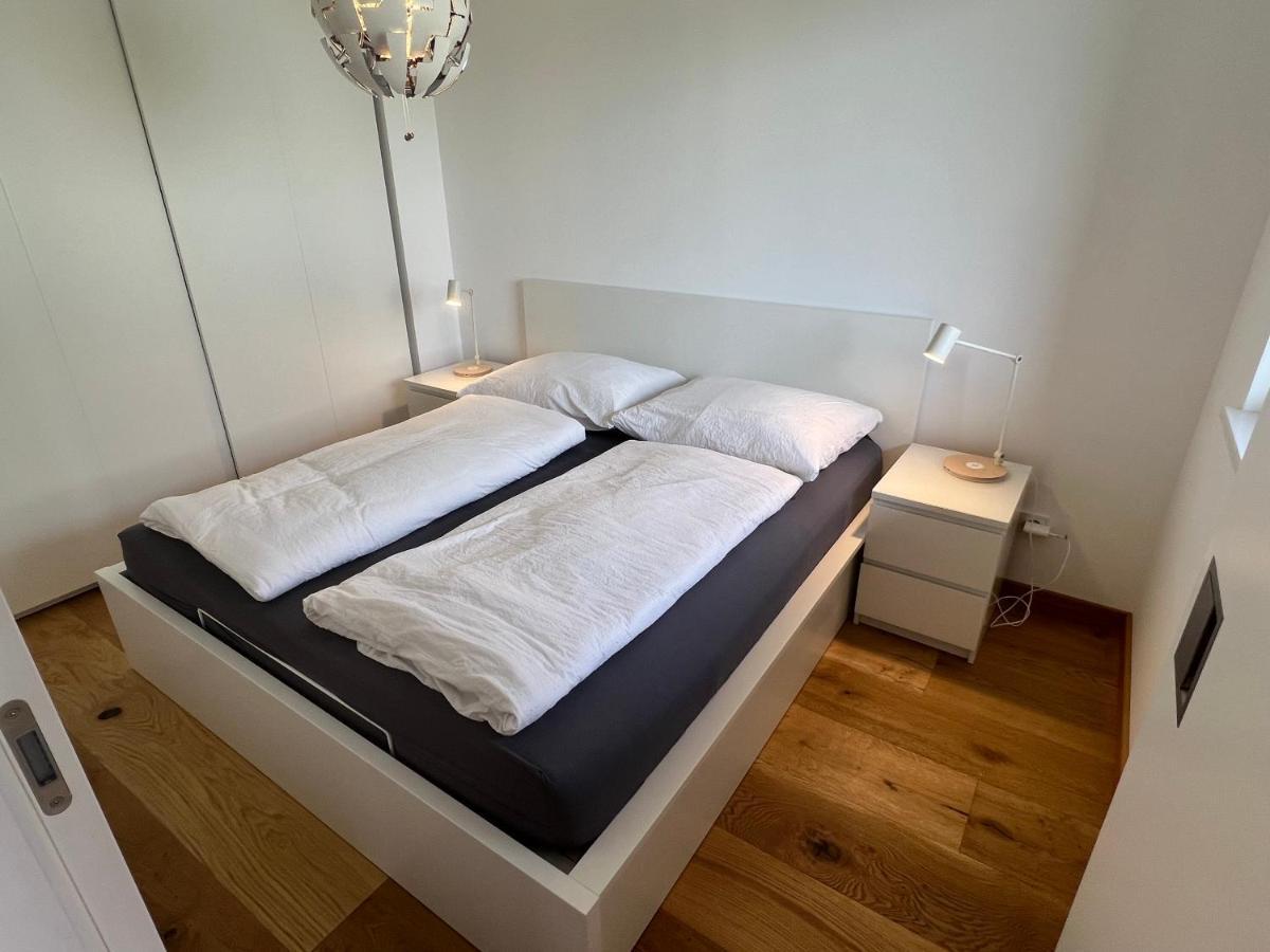 25H Spa-Residenz Best Sleep Privat Garden & Pools นอยซีเดิลอัมเซ ภายนอก รูปภาพ